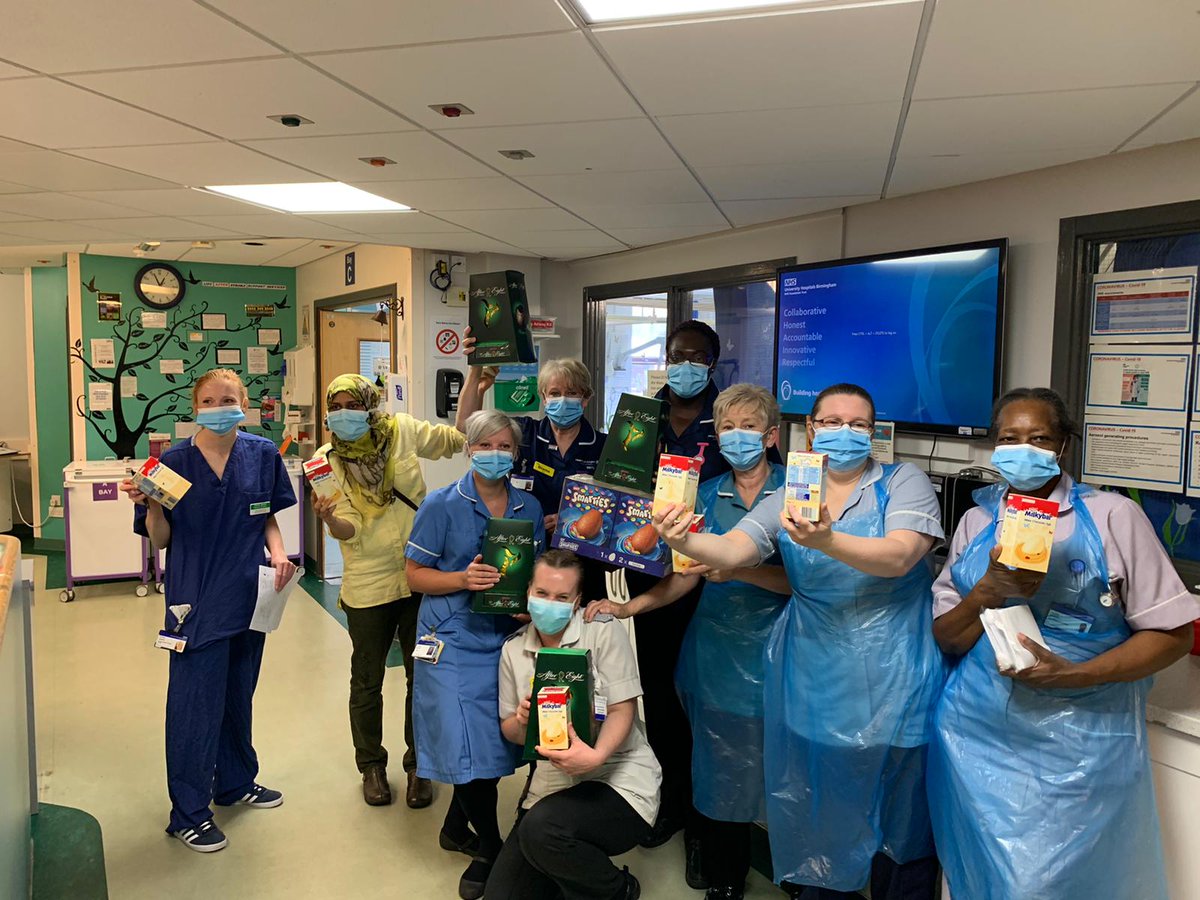 BidfoodUK's tweet photo. Happy Easter! 
We donated over 5,000 @NestleProUK eggs to @uhbtrust for the fantastic #NHSHeroes working hard across this bank holiday weekend 😍
Thank you all for everything you do 💙
#InItTogether #GoodFriday https://t.co/MReN6Vf9gq
