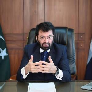 EssaRaza12's tweet photo. #ResignChairmanHEC 
74% of Pakistanis have no INTERNET then what is meant by ONLINE CLASSES
ONLY ONE SOLUTION
#SEMESTER_BREAK https://t.co/a5ZyrJwln4
