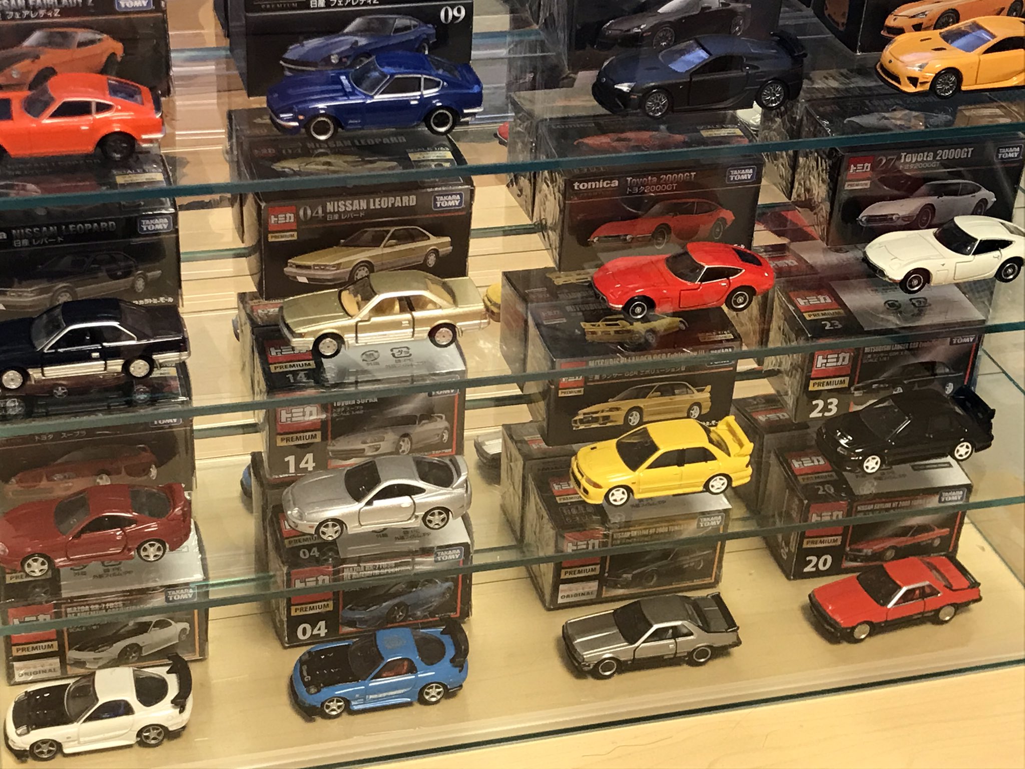 トミカプレミアム&トミカ &コレクションケース