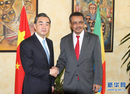 Ramai kritik Tedros ada bias terhadap China. Umum tahu Tedros ada hubungan yang baik dengan China semasa jadi Menteri Luar Ethiopia (2012-16).Salah satu sebab Tedros dipilih jadi DG WHO pada 2017 pun sebab ada sokongan China. Negara2 Eropah & US waktu tu prefer calon dari UK.