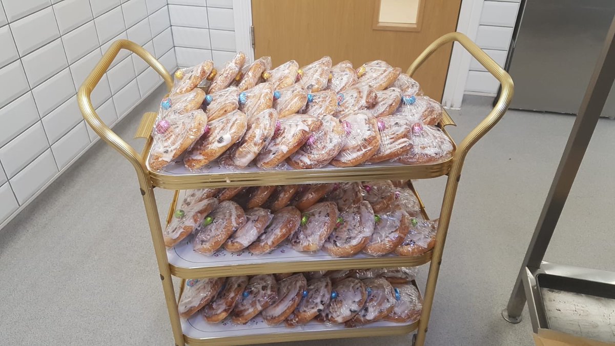 Happy Good Fri-yay - Easter cakes for all the residents <a href="/KebleCourt/">Keble Court</a>  - #GoodFriday #HappyLiving #seniorliving @AnchorHanover