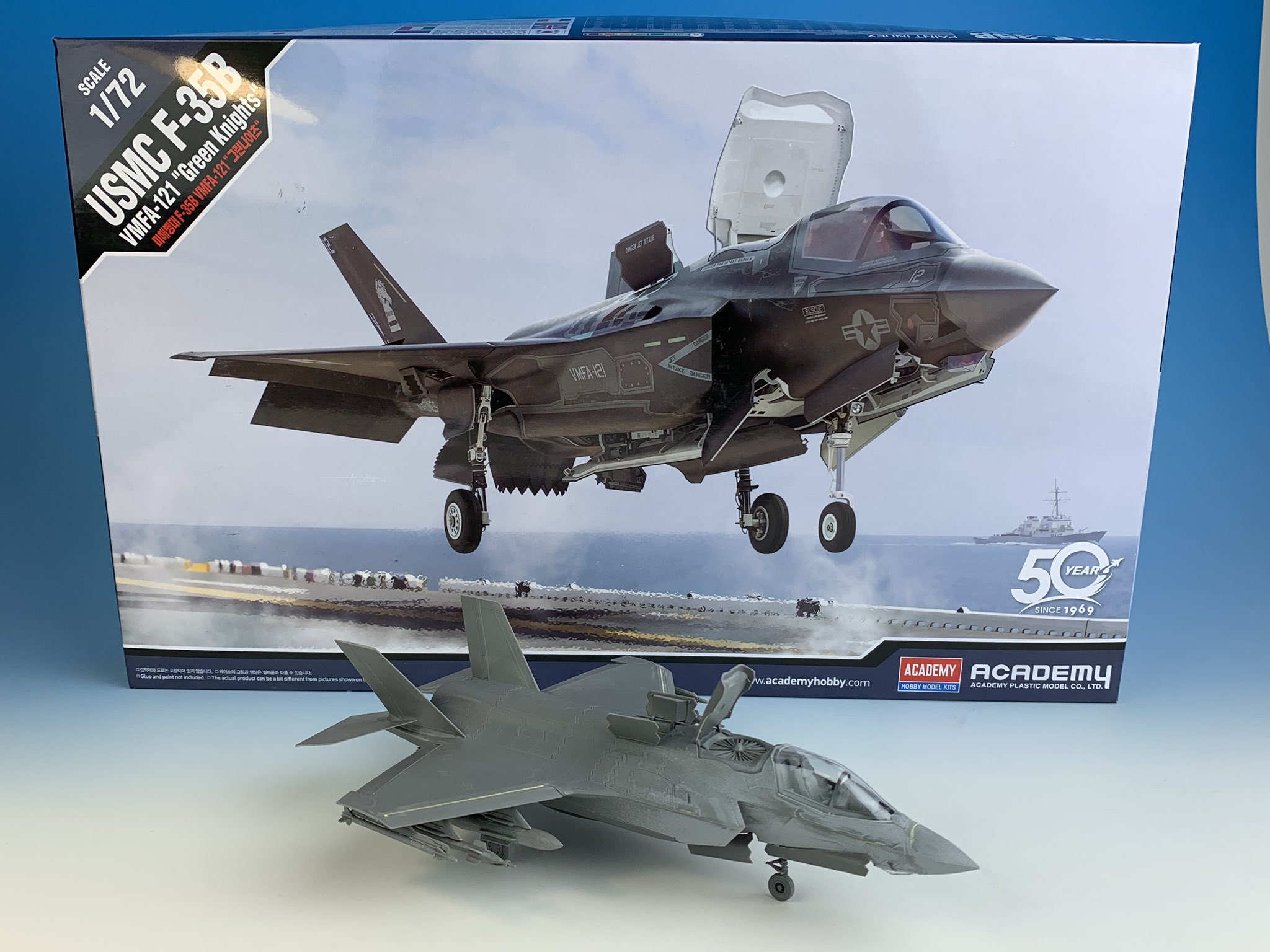 Amazon.com: Academy 120116 Marine 492569 1/72 USMC F-35B