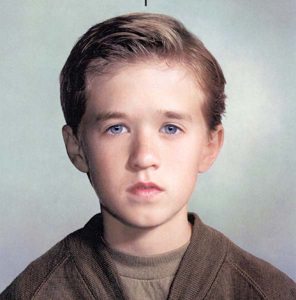 Happy 32nd Birthday to 
HALEY JOEL OSMENT 