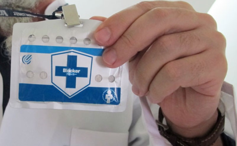 Europap Tezol olarak, Corona mücedalesi için tüm çalışanlarımıza Bloker Yaka Kartları dağıttık. (As Europap Tezol, we have distributed free Blocker Badges to all our employees for the Corona struggle). #CoronaTurkey #Turkey #Covit19 #WeFightTogether