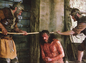 Jovens_catolics's tweet image. 09h - Jesus é coroado de espinhos (Jo 19,2-3) (Mt 27,28-30)