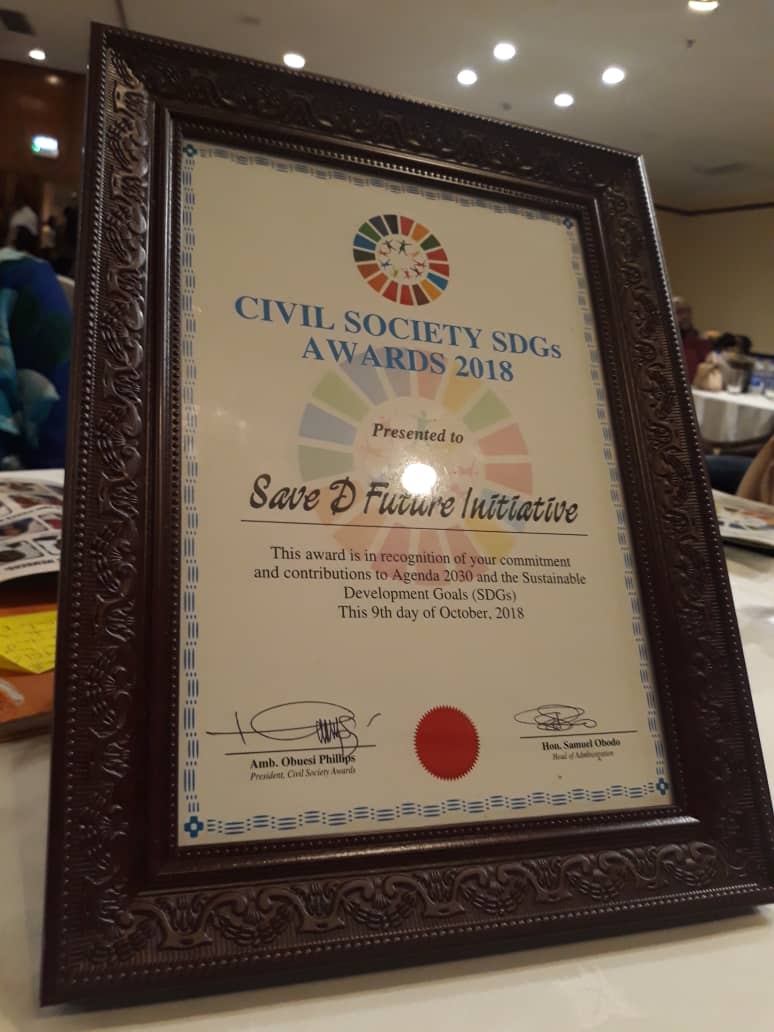 SAFLI_NIG's tweet photo. Memories are built from exceptional days like this. Today at SALFI, we cast our minds back to when we won our first Public Award.
It was an honor to be identified by the Civil Society of Nigeria as the best organization working towards the accomplishment of the SDG 4. https://t.co/X5LlMoFZzE
