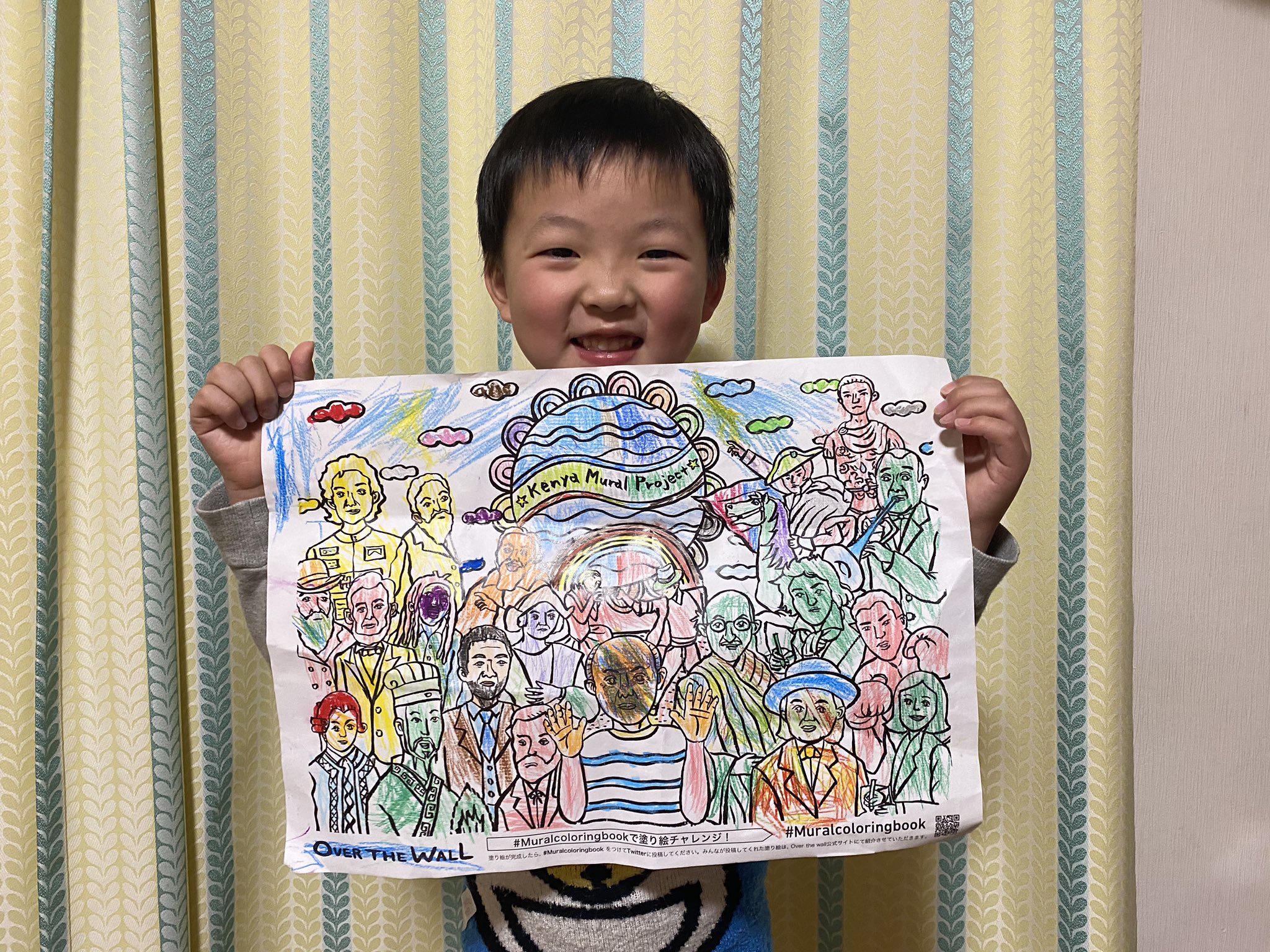 福井大輔 子供たち 塗り絵チャレンジ 息子小1の6歳 長女小3の8歳 頑張りました ぜひケニア 東ティモール ウクライナ エクアドル ハイチで制作した壁画の塗り絵バージョンを T Co 2itvjz8fvh Muralcoloringbook Overthewall