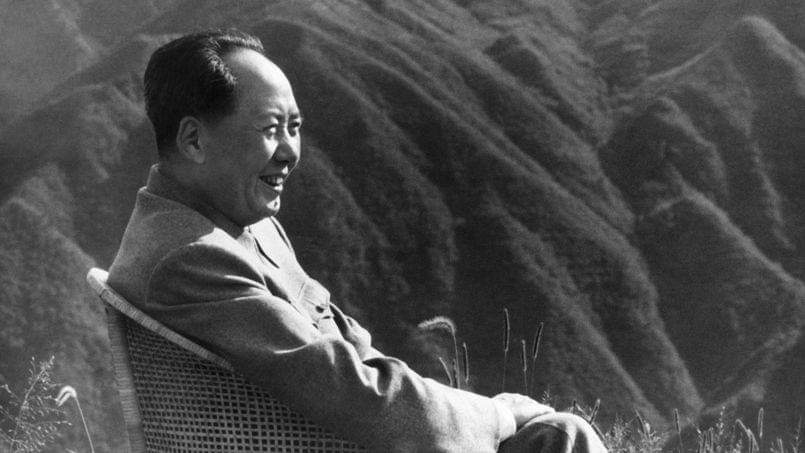 La machine diplomatique va rapidement s'emballer.Mao Zedong voit l'information et va demander à Zhuan Zedong d'inviter la délégation américaine en Chine.Une première pour des américains depuis le gel des relations.Une initiative que les États-Unis s'empressent d'accepter.