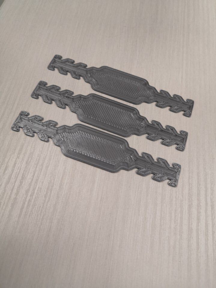 GCWKitchens's tweet photo. GCW’s development team is 3D printing PPE “ear-savers” to help masks fit more comfortably for front-line workers! #sewstrong #frontlineworkers #covid19 #community #donate #staysafe #thereamtotrust #prusa #3Dprinting https://t.co/v8pda2RM8x