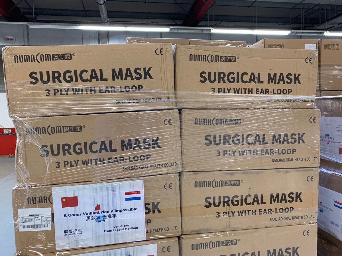 BIL_LUX's tweet photo. Eis Liwwerung vun medezineschem Material aus China ass lo zu Lëtzebuerg ukomm. Dofir e grousse Merci eisem Aktionär Legend Holdings. Dëst Material gëtt elo un d’Spideeler aus dem Land verdeelt.
#TousSolidaires #bleiftdoheem #BleiftGesond #Stayhome #Restezchezvous https://t.co/WHp9KH7dK9