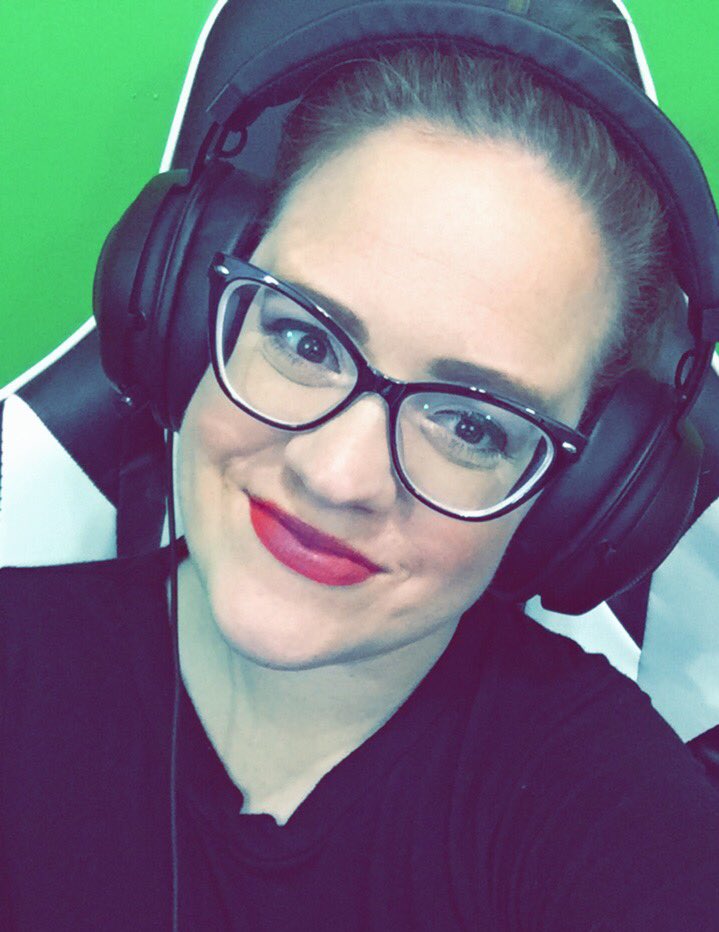 Just two followers away from Affiliate! Thank you so much for the continued support. This has been a really fun journey these last couple of months and I love getting to spend time with all of you lovelies!!