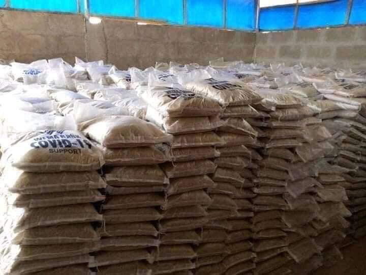 dockyminary_01's tweet photo. Wema bank is the smartest of all banks, instead of donating money to the government, they decided to do this... https://t.co/aFiOR6SxrP