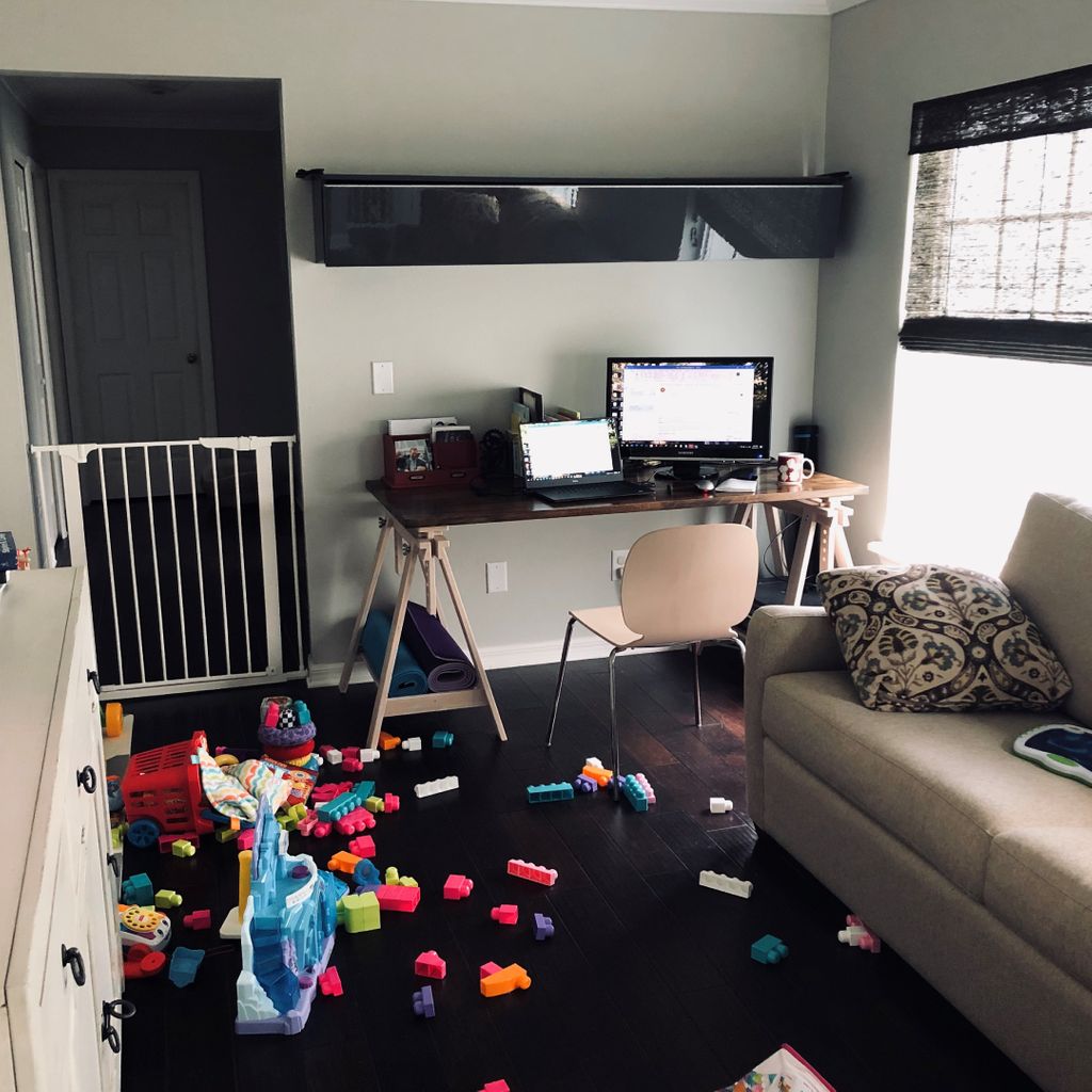 NAK_Design's tweet photo. As we all continue to stay at home and contribute to flattening the curve, we made sure our teams are equipped to take the appropriate measures for social distancing. Please don't hesitate to contact us, we're all getting through this together 💪 #nakdesign #wfh #architecture https://t.co/kZGBFuQMzV