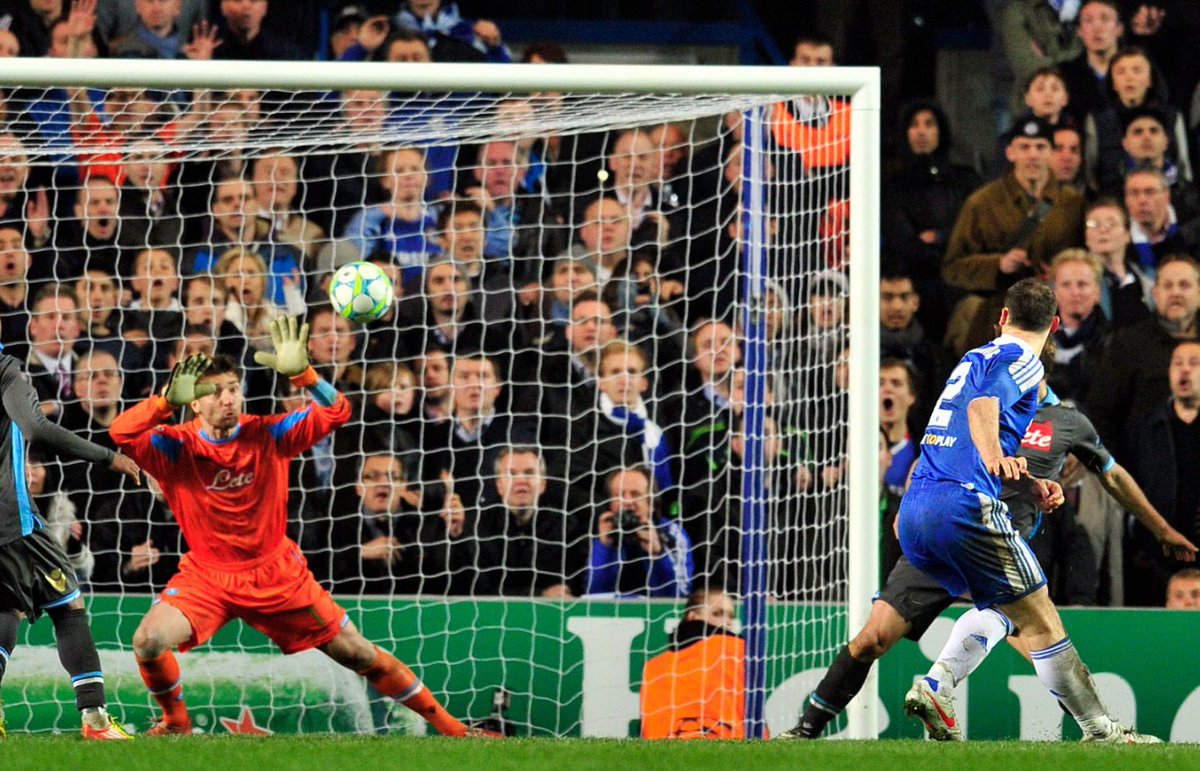  Chelsea would have to produce a miracle in the 2nd leg. After goals from Drogba, Terry and Lampard, Napoli's Inler sent the game into extra-time. In the 105th minute, Ivanovic struck to send Chelsea through - a magical night at Stamford Bridge.