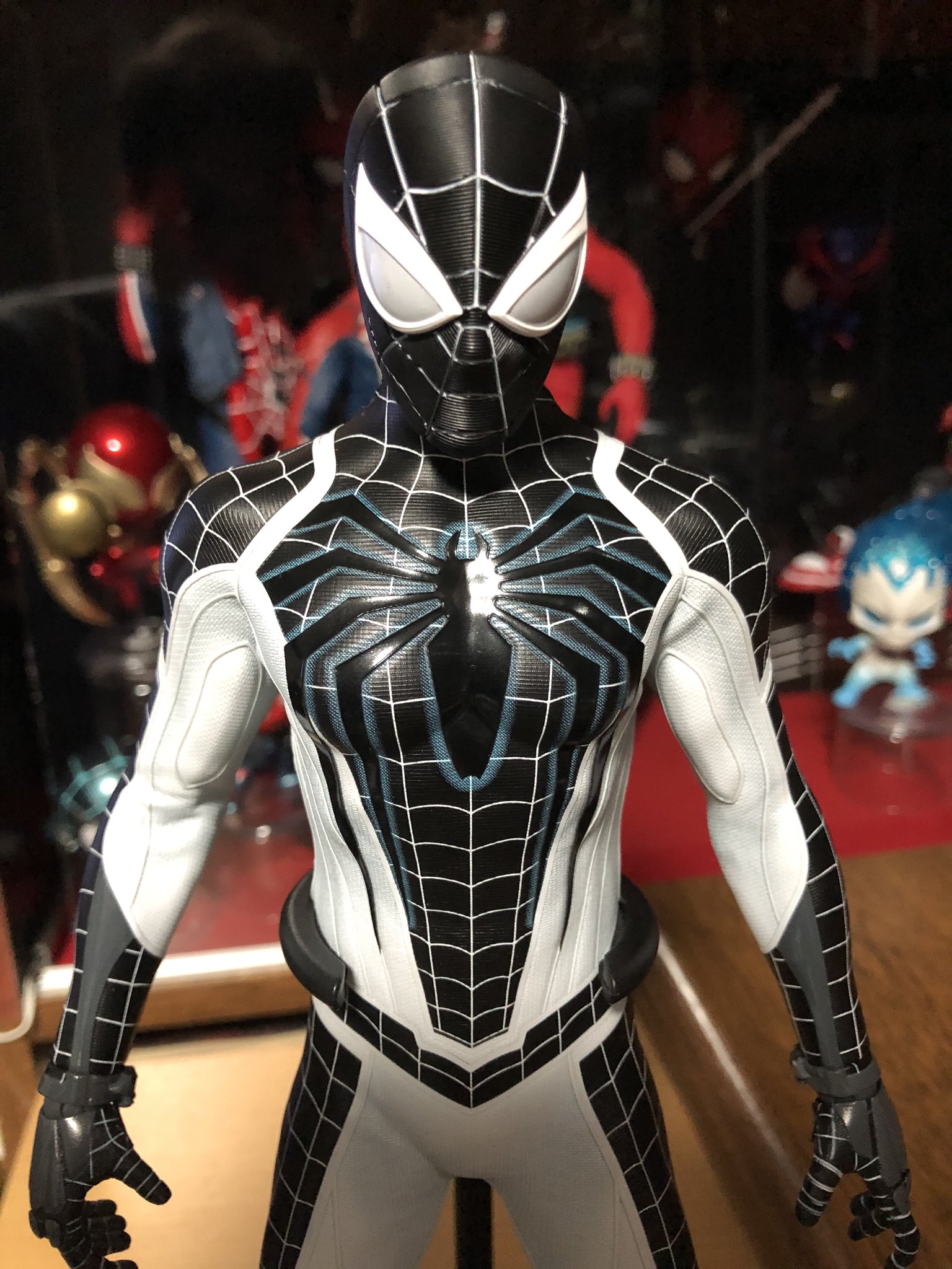 ホットトイズ スパイダーマン ネガティブスーツ-
