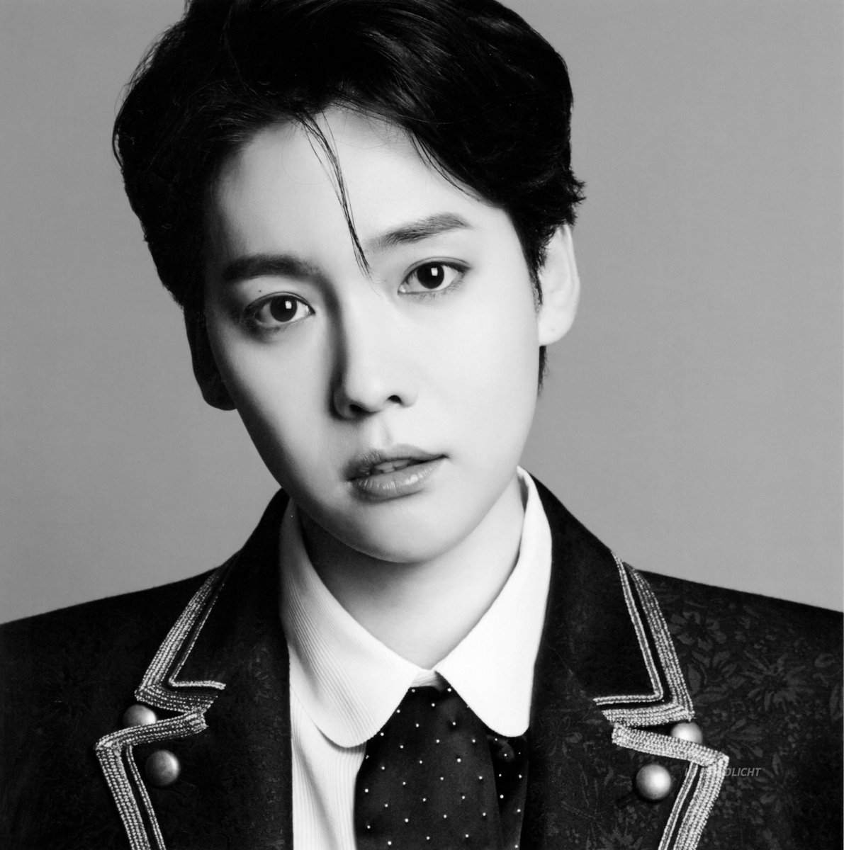 Im_Mondlicht's tweet image. Remember US ver. Scan #위너 #WINNER