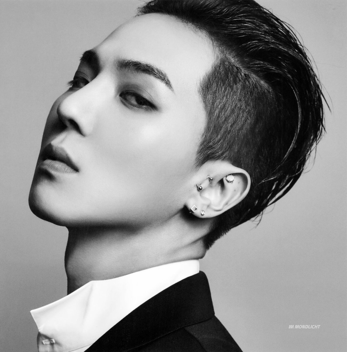 Im_Mondlicht's tweet image. Remember US ver. Scan #위너 #WINNER