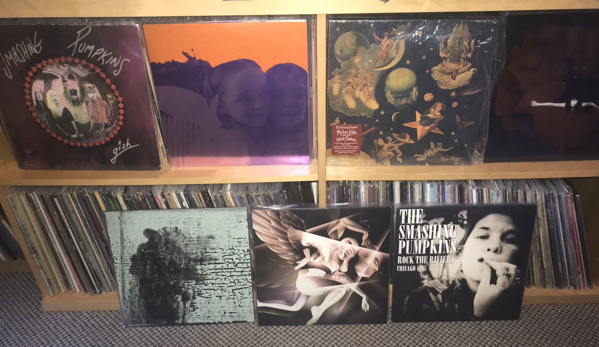 bigG62's tweet photo. Up to the S’s now @soundgarden @SmashingPumpkin #vinyl #sortingshitout #goodfriday https://t.co/G88tF6KTTU