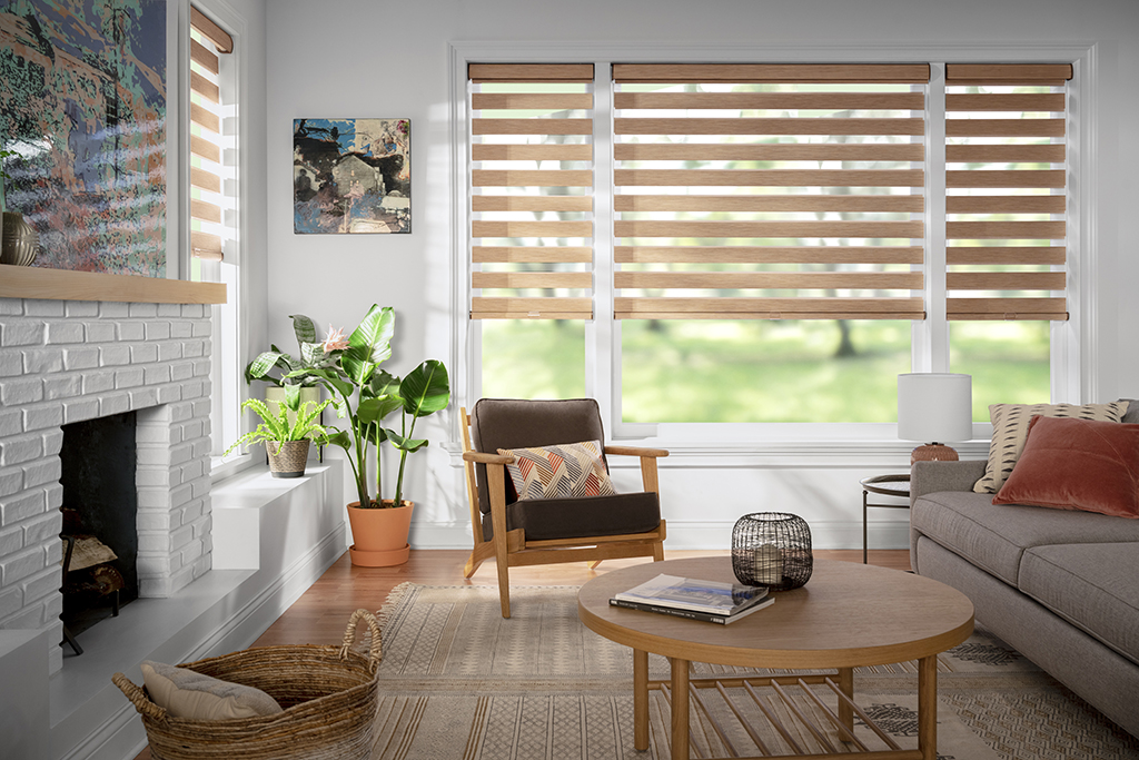 The gold standard in window shades. Form meets function with our big and bold motorized banded shades. bit.ly/2CPfmn0