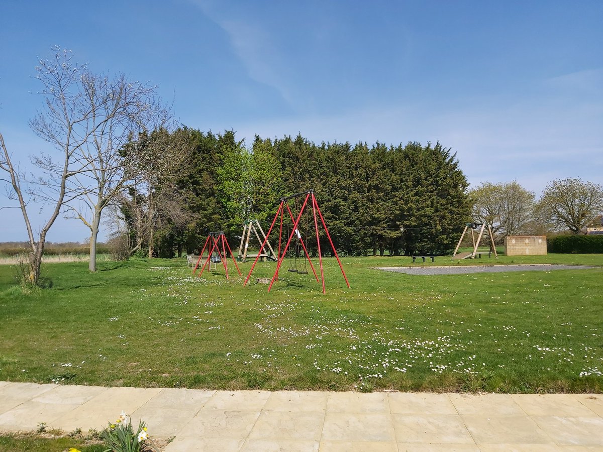 What a gorgeous place I work in! Today I have patrolled saffron, Audley End, Dunmow, Stansted, Newport, Radwinter and I've enjoyed every minute of it. Feels great to work in a beautiful area! #servingandprotectingessex