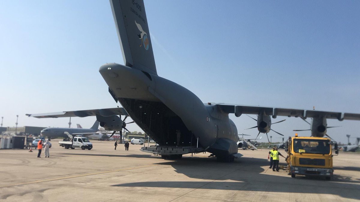 TC_LondraBE's tweet photo. Turkey’s solidarity with UK against the #Covid-19 pandemic: Turkish Air Force’s first cargo plane arrived in UK, bringing personal protection equipment. https://t.co/ptpp1hyy4a