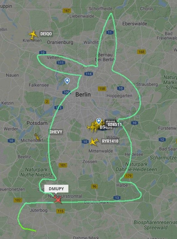flightdesignct's tweet photo. We wish you and your loved ones a #HappyEaster! 🐰🎉May this holiday bring you and your families joy, happiness, and health! Stay safe! ❤️ Image by a #CTLS owner, made in the sky around #Berlin. #generalavaition #easter #stayhome #easterbunny #aviation #holidays #easterweekend https://t.co/ujx2runPCx