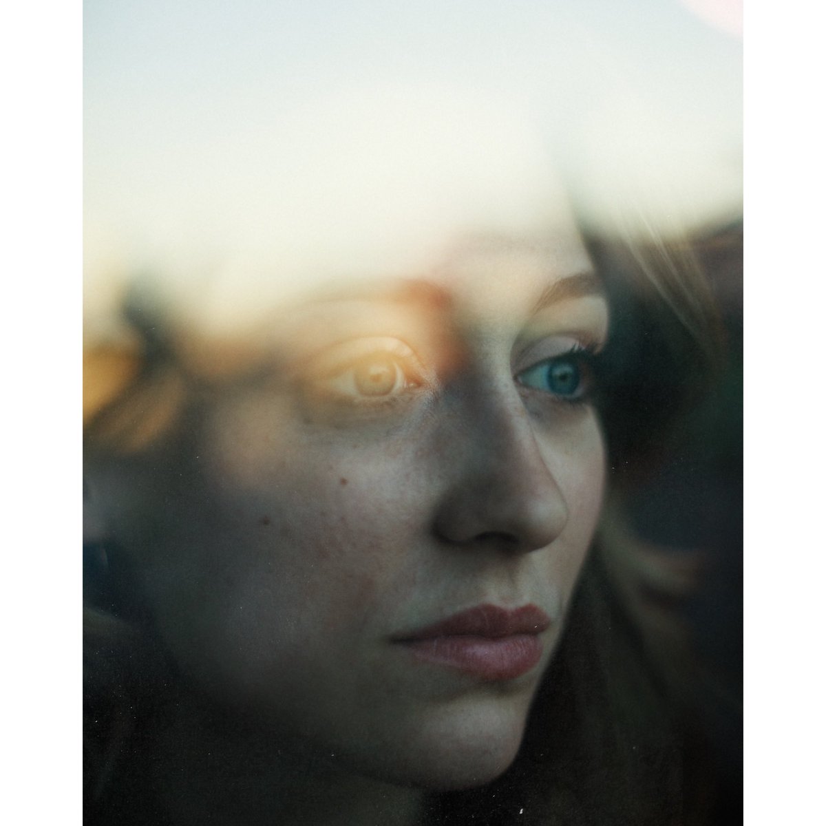 PhoebeStapleton's tweet photo. Getting creative with @StillsByConnor in Lockdown. Hope everyone is having a calm and restful Bank Holiday weekend. 🌘 https://t.co/Ogq04De1b5