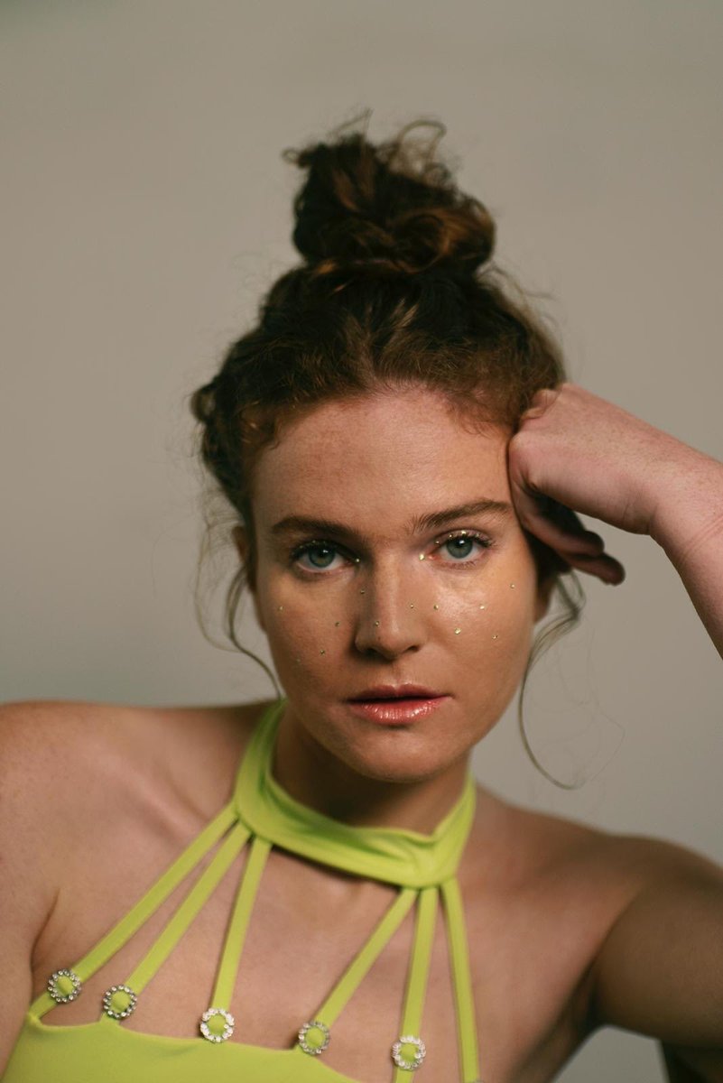 #Culture | La Semaine du #BienEtre à Domicile de <a href="/La_FNESI/">FNESI</a> s'achève, l'#artiste Brö adressera un message de #soutien aux #ESI et #pros, en performance #live ce soir. 
Au programme : 

👉 #solidarité
👉 #convivialité
👉 #diversité #culturelle