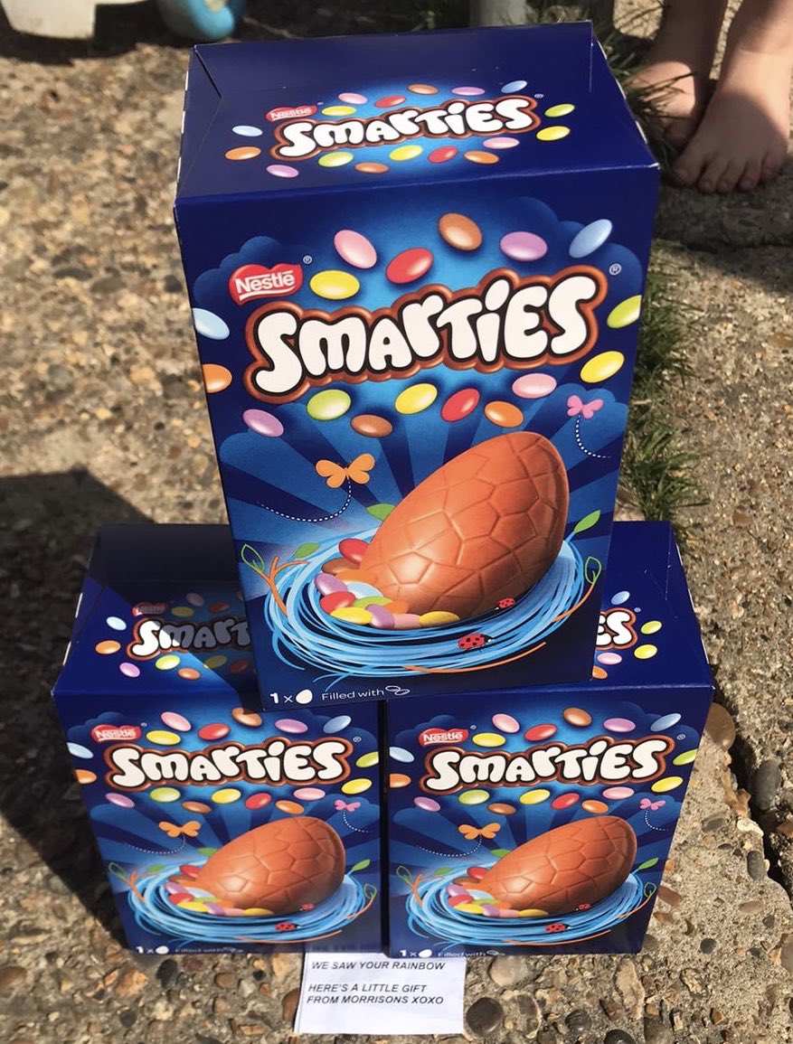 ArmitageHarper's tweet photo. 3 very happy children 💕🐣 Thank you @Morrisons 🌈 #staysafe #keyworkers https://t.co/x6rKlMP9c3