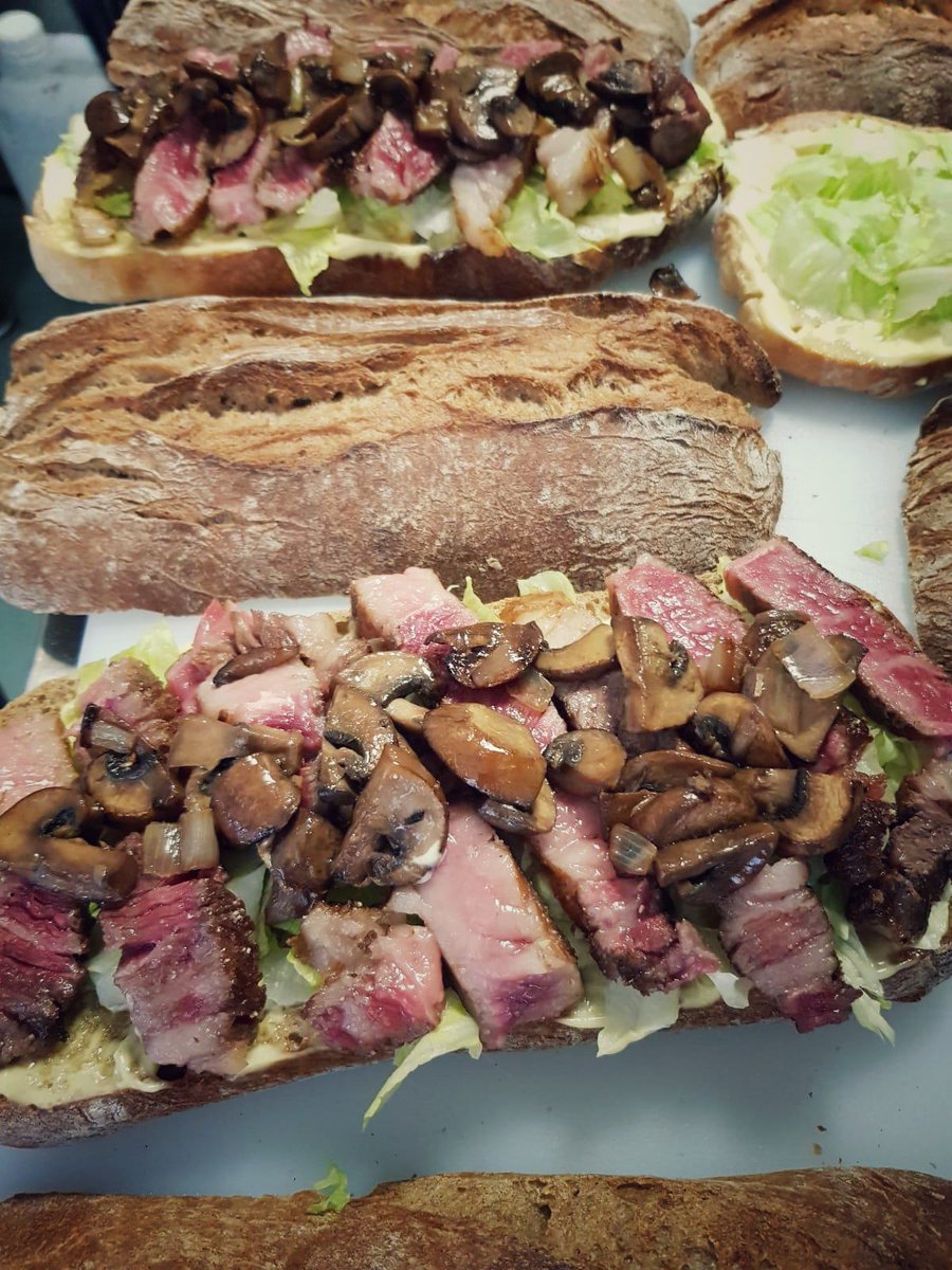 #Wagyu #beef and caramelised Madeira onions and mushroom sandwich as an option on the menu today for the staff <a href="/GSTTnhs/">Guy's and St Thomas'</a> today, Thank you <a href="/TajimayaUK/">TajimayaUK</a> for your sensational beef donation 🙏🏻 

#wagyubeef #wagyusteak #wagyusandwich #thankyounhs #thankyounhsstaff