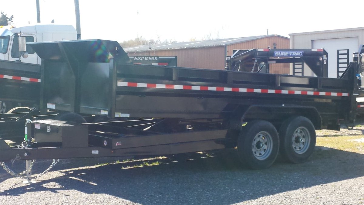 HuffmanTrailers tweet media