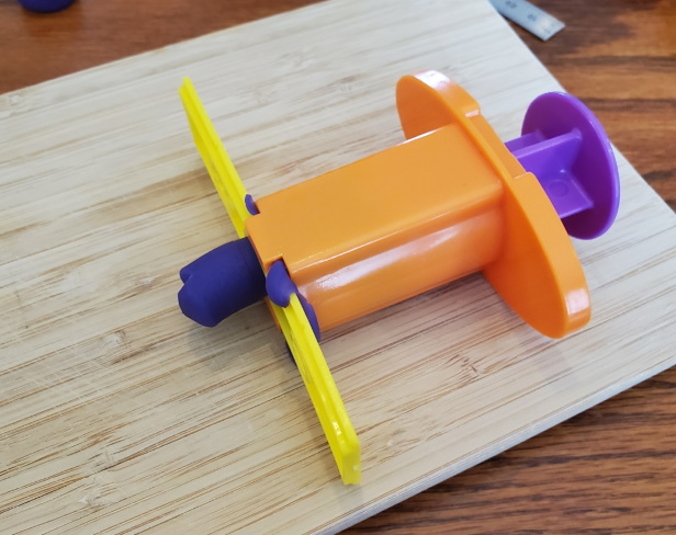 Matt Brunsting dishes out the fun in #mechanical testing, this time involving Play-Doh and a curious 3 year old! bit.ly/3b3a056 #CellScale #UniVert #compression