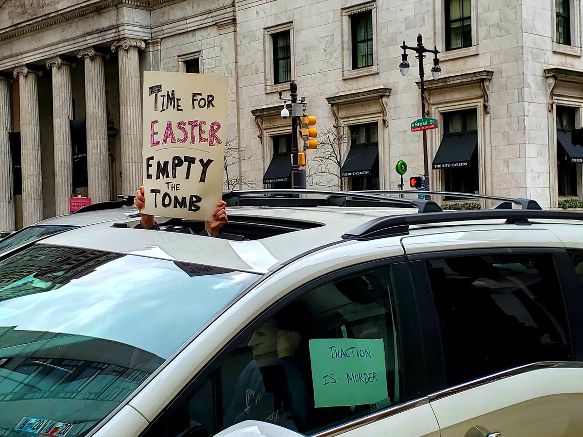 DA_LarryKrasner's tweet image. This moment calls for everyone with power to put the people before politics. That famous &quot;Philly progressivism&quot; is a damn lie if we don&apos;t do all we can to save our most vulnerable neighbors from #COVID19. 

😷 up, ✊🏽 up.