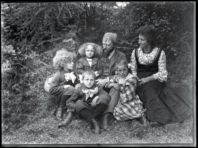 jatustein's tweet photo. Andrea Garbald
#photography #c1890 #c1900 https://t.co/k7jbybb2Oy