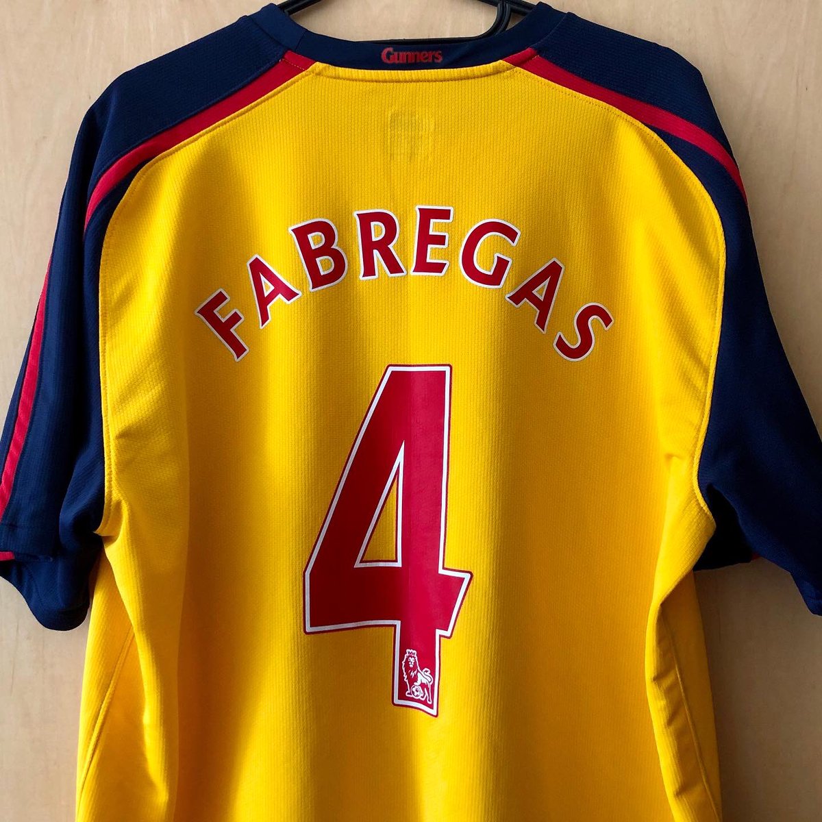 . @ArsenalAway Kit, 2008/09NikePersonalised:  @cesc4official, 4Just a beautiful shirt carrying the name of one of the best midfielders to ever grace the Premier League. Fàbregas was awarded the Arsenal captaincy that year.  #Gunners   #CescFabregas   #HomeShirt