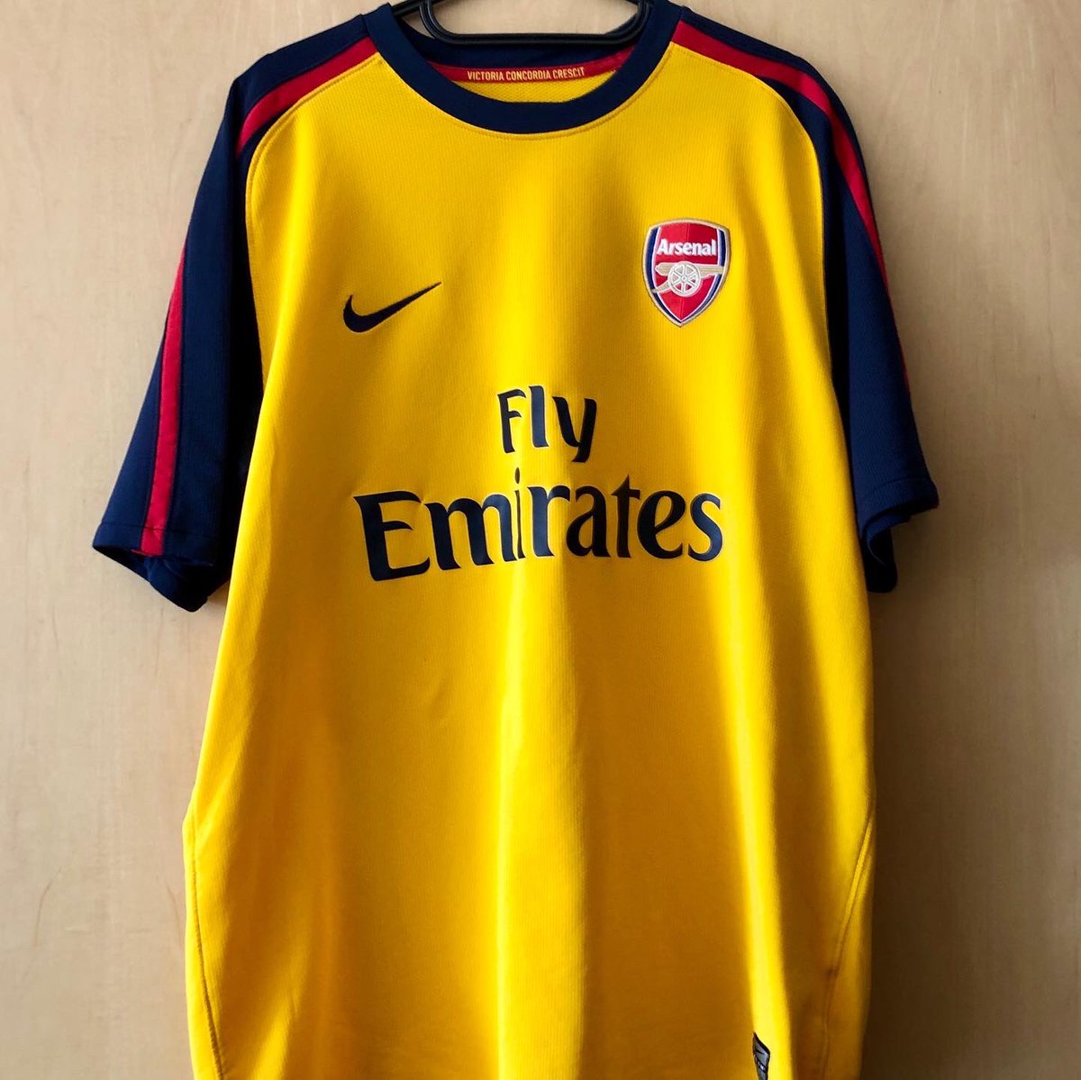 . @ArsenalAway Kit, 2008/09NikePersonalised:  @cesc4official, 4Just a beautiful shirt carrying the name of one of the best midfielders to ever grace the Premier League. Fàbregas was awarded the Arsenal captaincy that year. #Gunners  #CescFabregas  #HomeShirt