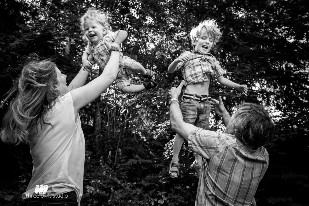 3owls's tweet photo. Nelson BC Family Photographer: candid family photography https://t.co/AuLBOLMmHz https://t.co/GYxH7xA1Tt