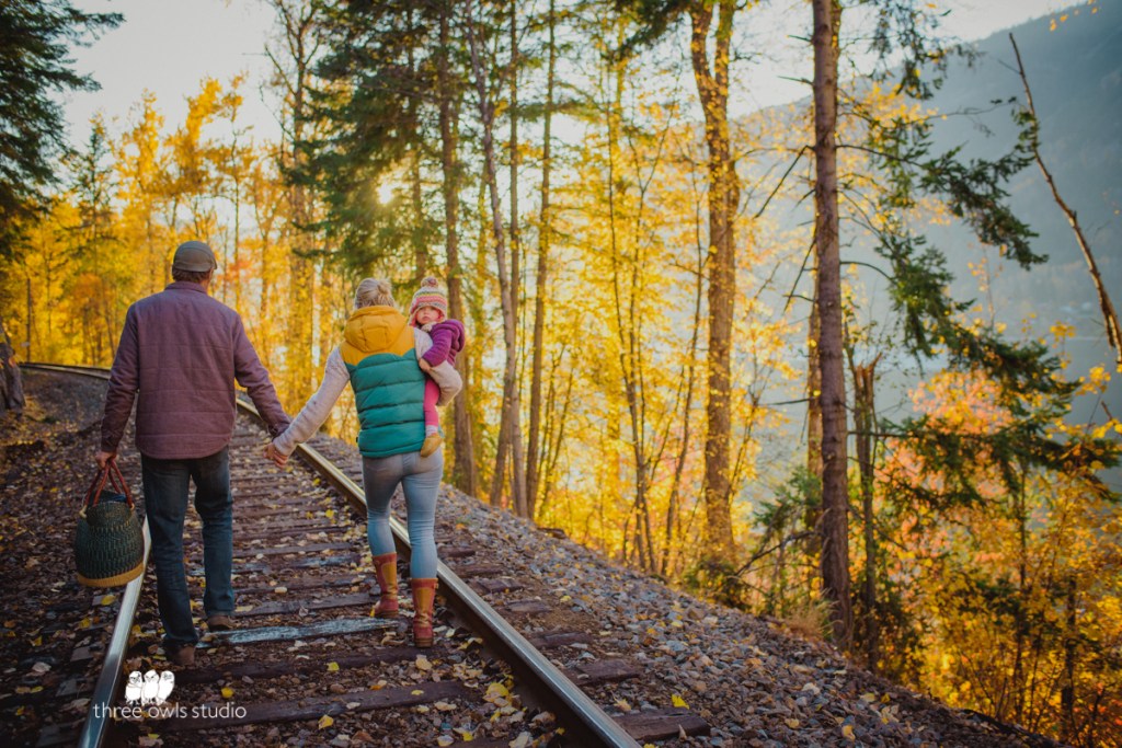 3owls's tweet photo. Nelson BC Family Photographer https://t.co/Rh79pt2rH2 https://t.co/3zXvIwWcyS