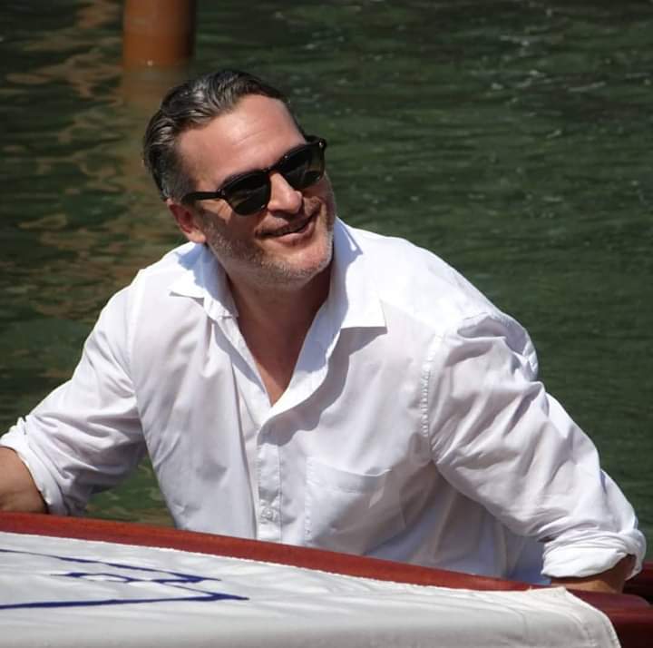 JustJoaquin74's tweet photo. Have a nice day ❤️❤️❤️#JoaquinPhoenix https://t.co/LObypvaZHF