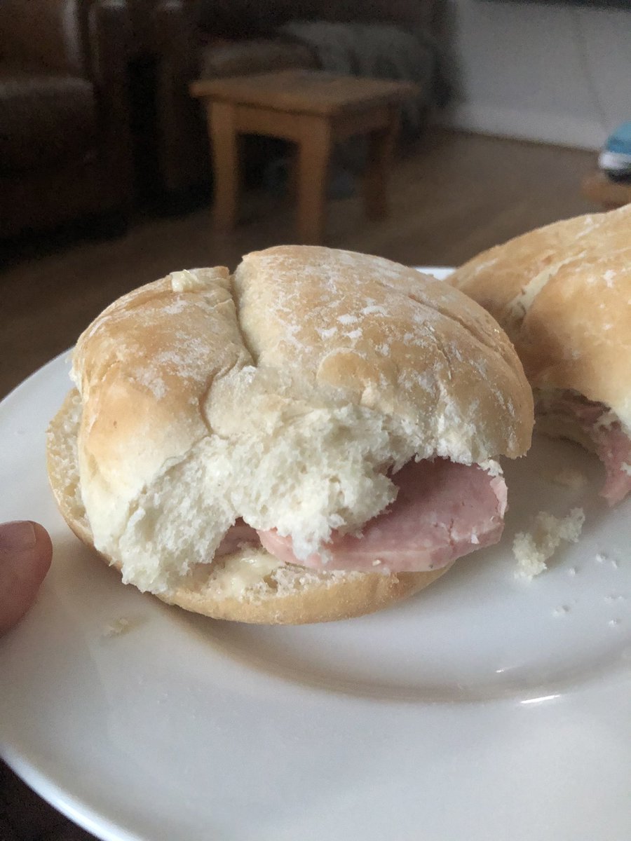 Leicnut's tweet image. Traditional Easter Fare

#SpamRoll