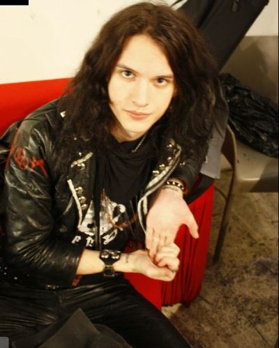 #59 Adam Zaars (98 votos) #metalboys100