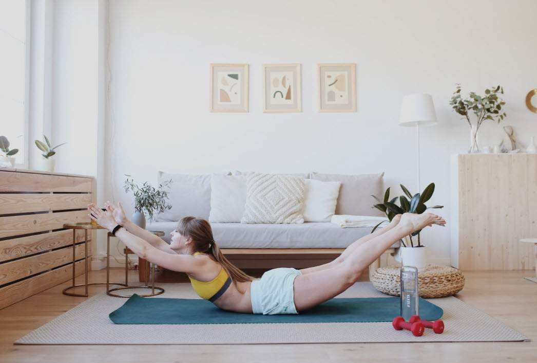 FamilyMedTx's tweet photo. If you're looking for new opportunities to get active while at home, check out this list of the best at-home workouts you can stream! Check out these top services you can try during COVID-19, according to @CNBCMakeIt https://t.co/jxnclWdZOl https://t.co/ZdGwzmsHVu