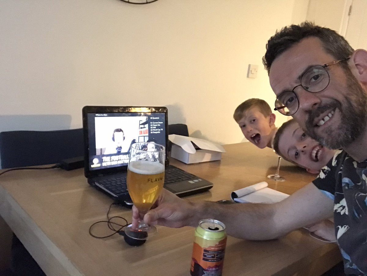 jonathanfollows's tweet photo. @talkSPORT @sammatterface @JustEatUK Me &amp; my boys are ready 🍻⚽️ #MatterfaceQuiz https://t.co/VxfKdAISAx