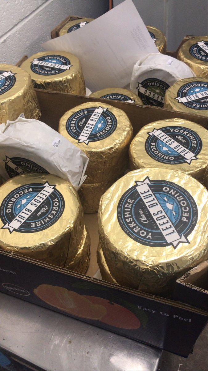 MarioOlianas's tweet photo. Today a massive thank you goes to Andy and Kate and Team from @CourtyardDairy 
For still supporting us  
Grazie mille 
#smallartisan #producer 
#leedsblue &amp; #yorkshirepecorino https://t.co/bs240tmmMc