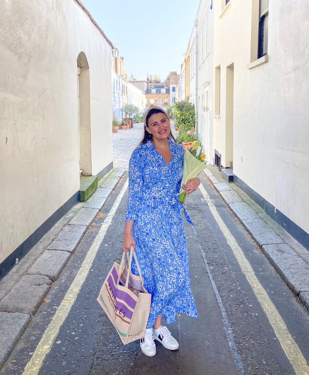 ellarobertson's tweet image. Out delivering groceries and Easter cheer to senior citizens with Fitzrovia &amp;amp; Marylebone Mutual Aid today! 💐🐣🐰 How are you helping your community this weekend? #COVIDー19