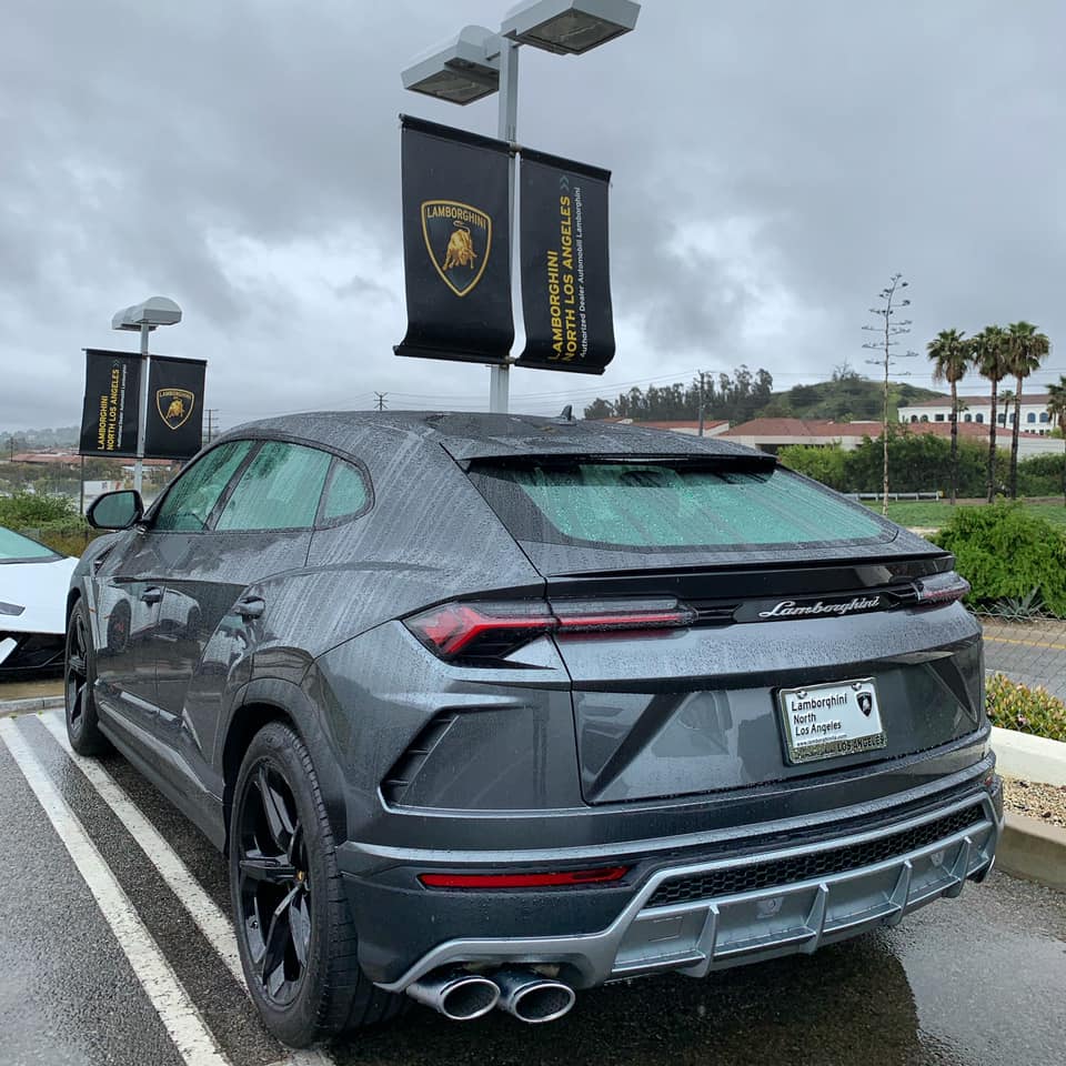 lamborghini_wlv's tweet image. Extraordinary, however you see it.
Lamborghini’s Urus is where the functionality of a Super SUV comes together with the dynamism of a Super Sports Car that’s unique to Lamborghini.
#SinceWeMadeItPossible #IoRestoAcasa
#KeeItParked
#StayHome
#Urus
#Lamborghini