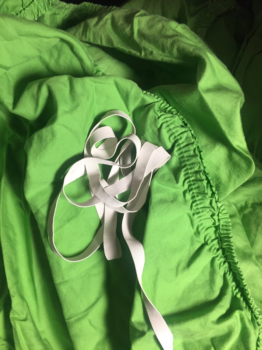 CrochetByCSL's tweet photo. I heard elastic has been hard to come by, so I’ve cannibalized an old fitted sheet and will use that to make a mask! 😷🧵 https://t.co/667Wp56FZI