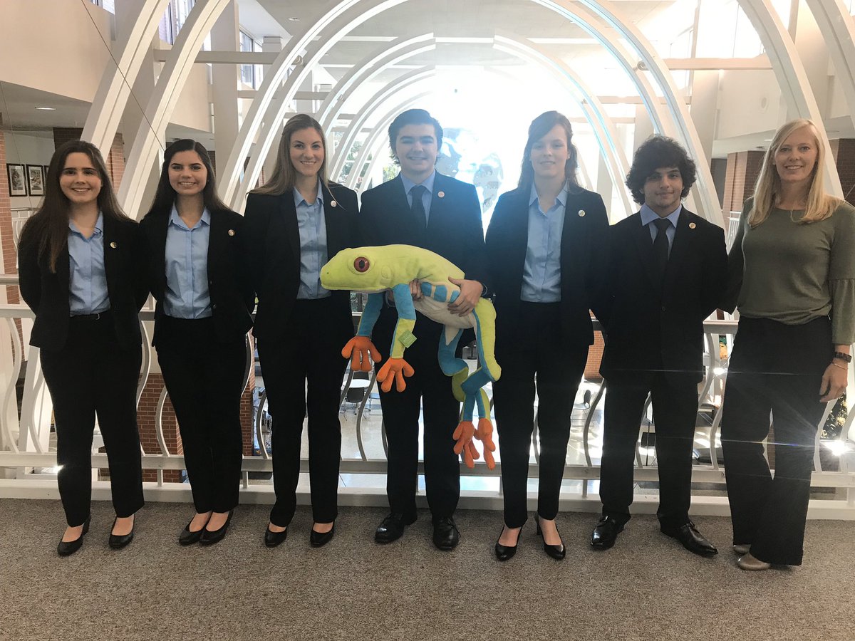 bhsdawgs's tweet photo. Today’s club feature is on our Virtual Enterprise team sponsored by Mrs. Jami Aylor! This group gives young people authentic business experiences through HS curriculum allowing them to create and maintain their own company! https://t.co/C6xNdoo4ZL
