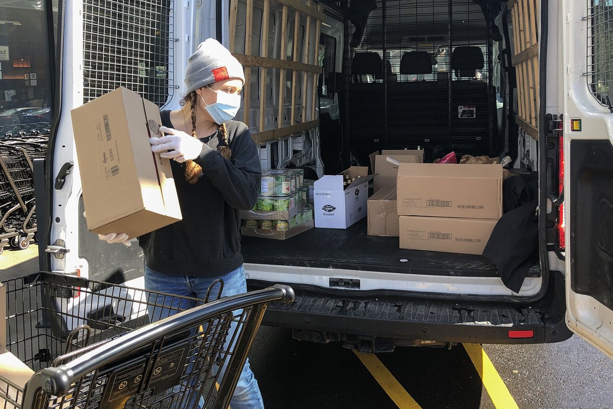 nbrooklynangels's tweet photo. Thanks to your outpouring of support, we're in touch w/ #Woodhull about expanding operations there 🙏
And very special thanks to #Wegman's on Flushing Ave, for donating 4 shopping carts of food & $1K in gift cards. WE 💙 YOU
#NYC #NewYork #Brooklyn #COVIDkindness #food #meals https://t.co/HZAy2J1rD5