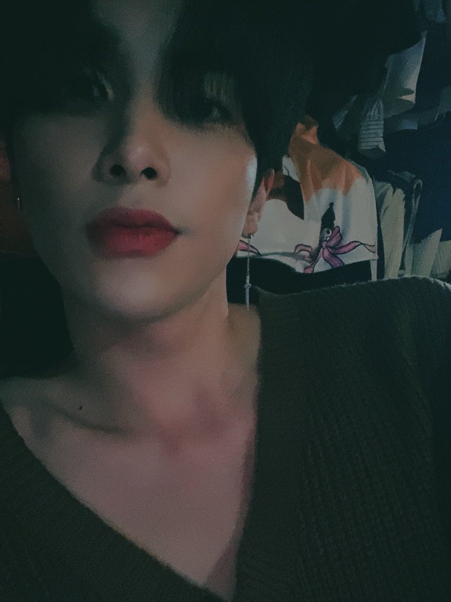 UP10TION's tweet photo. [#샤오] 좋은꿈💛 https://t.co/8wSD9Hr58T